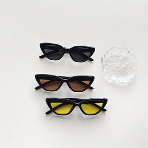 Kids Cat Eye Sunglasses Retro Vintage UV400 Protection PC Lens Resin Frame Trendy Eyewear For Toddler Girls Boys