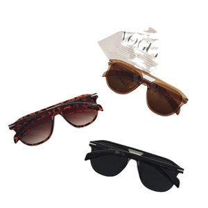 Retro double-bridge sunglasses with gradient lenses and leopard print frames in three colors
