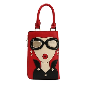 Mini sac rouge avec motif dessin animé lunettes de soleil et rivets dorés chics