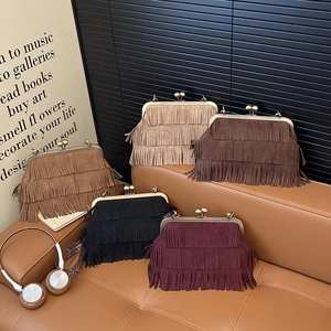 Sac À Bandoulière Rétro À Franges En Suède Synthétique Sacoche Avec Large Sangle Bohème Et Fermoir Vintage Pour Femmes