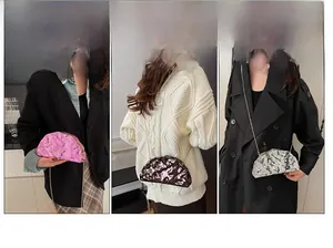 Tre borse a pochette nuvola in rosa, marrone e bianco con tracolle a catena dorata