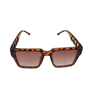 Oversize square sunglasses featuring tortoiseshell frames and gradient lenses for UV protection
