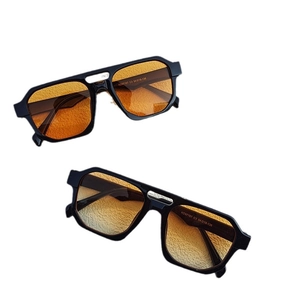 Retro punk square sunglasses with double bridge and orange lenses in black frames