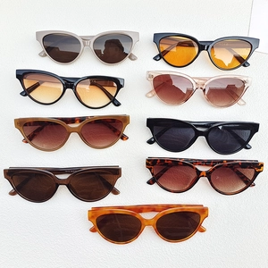 Vintage Cat Eye Sunglasses Retro UV400 PC Lens Resin Frame Street Style Fashion Sun Glasses For Women Men Trendy