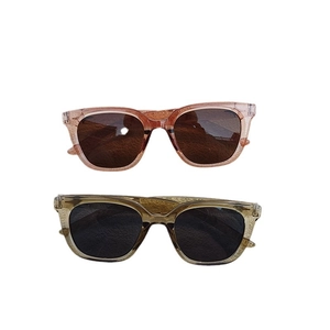 Vintage Oversize-Sonnenbrille mit quadratischem Rahmen in Bernsteinrosa und Olivgrün
