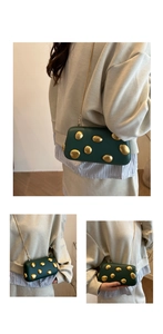 Vues détaillées du sac boîte vert foncé avec accent doré et bandoulière chaîne