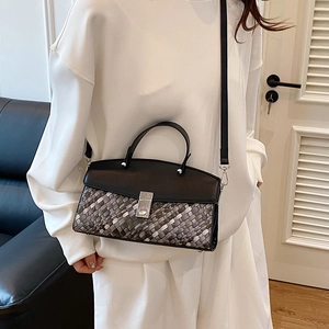 Sac fourre-tout tissé mode 2025 pour femme avec poignée et bandoulière noire