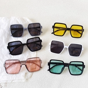 Kids Square Frame Sunglasses UV400 Protection Resin PC Lenses Retro Fashionable Boys Girls Children Outdoor Eyewear