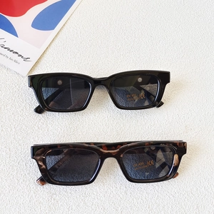 Retro square frame kids sunglasses in black and tortoiseshell with UV400 protection