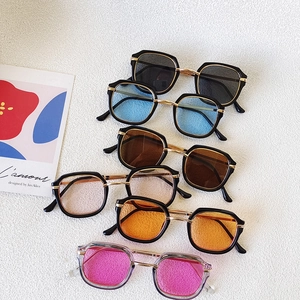 Lunettes De Soleil Enfants Protection UV400 Carrées Rétro Monture Plastique Métal Mode Pour Garçons Et Filles