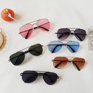 Lunettes De Soleil Aviateur Pour Enfants Monture Métal Protection UV Mode Extérieur Voyage Pour Garçons Filles