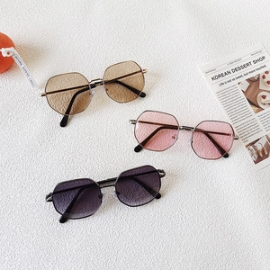 Kids Polygon Metal Frame Sunglasses UV Protection Fashion Gradient Lens Eyewear For Toddler Boys Girls Travel Sunshade