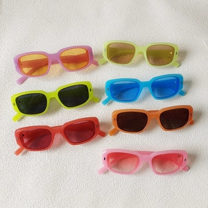 Lunettes De Soleil Rectangulaires À La Mode Monture En Résine Rétro Protection UV400 Lunettes De Plage Pour Femmes
