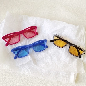 Retro rectangle cat eye sunglasses in vibrant candy colors with stylish tinted lenses