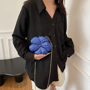 Chic blue acrylic 3D flower mini crossbody bag with golden chain strap for women