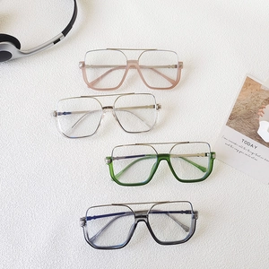 Fashionable oversized square sunglasses for men and women with metal double bridge design