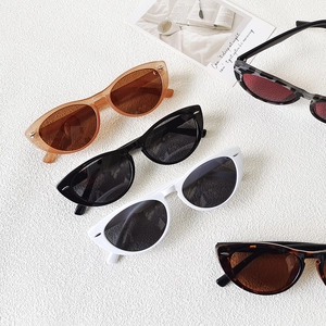 Polarized cat eye sunglasses collection with retro frames and stylish metal rivets