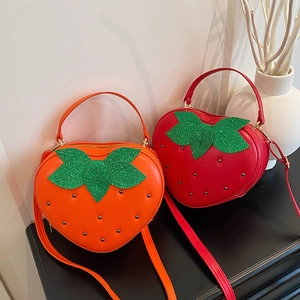 Sacs à main mignons en forme de fraise en cuir PU avec feuilles de paillettes en rouge et orange