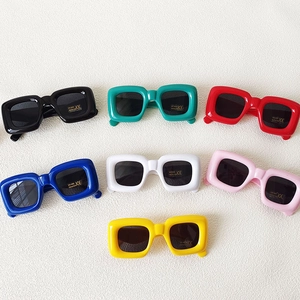 Lunettes De Soleil Enfants Protection UV400 Cadre Épais Rétro Mode Pour Garçons Filles Voyage Extérieur Résine PC