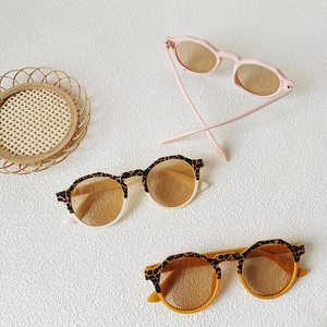 Lot de lunettes de soleil enfant cartoon mignonnes avec montures roses et léopard soleil