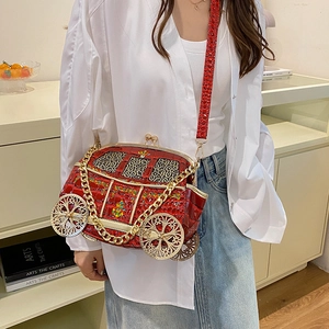 Creative red car-shaped shoulder bag with crocodile texture and gold chain strap