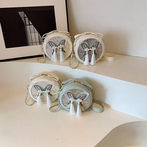 Petit sac rond style chinois avec broderie papillon, perles et glands élégants