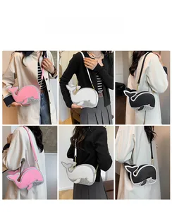 Détails de sacs bandoulière en forme de baleine avec paillettes en rose, blanc et noir