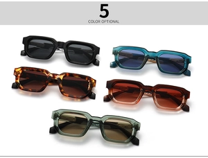 Vue à plat de lunettes de soleil rectangulaires rétro en cinq couleurs de montures chic