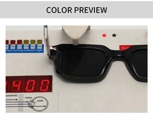 Vue détaillée du test de protection UV400 pour lunettes de soleil rétro à monture noire