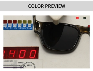 Gros plan du test de protection UV400 des lunettes polarisées sur un appareil de mesure