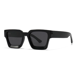 Classic modern retro black square polarized sunglasses with high-quality thick frames