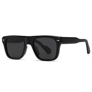 Classic polarized square sunglasses with black frame and silver diamond rivets