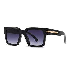 Fashion square oversized sunglasses with gradient purple lenses and gold metal accents