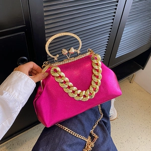 Glossy Evening Bag Women PU Leather With Thick Gold Chain Rhinestone Flower Kiss Lock Retro Frame Handbag Crossbody Party