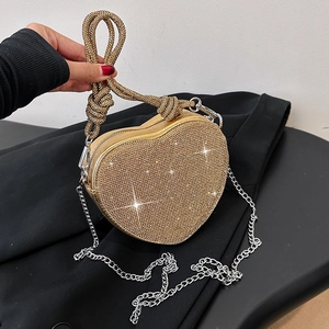 Sac De Soirée Strass En Forme De Cœur Brillant PU Diamante Sac À Bandoulière Avec Chaîne Et Poignée À Nœud Pour Femmes