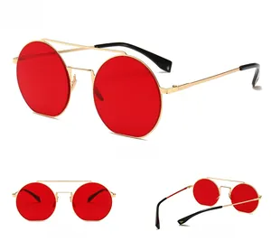 Drei-Ansichten-Display einer runden roten Retro-Sonnenbrille mit goldenem Metallrahmen