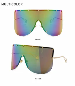 Front and side view of oversized gradient lens sunglasses with gold star rivets
