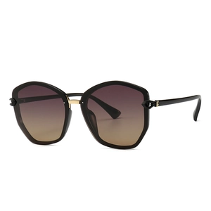 Classic oversized TR sunglasses with black frame and purple gradient lenses for women