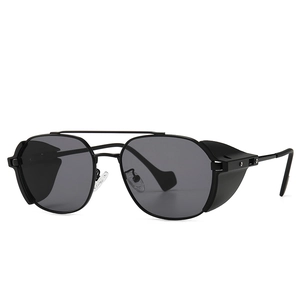 Retro Steampunk Sunglasses Metal Frame With Side Shields UV400 Protection Industrial Windproof Gothic Punk Eyewear