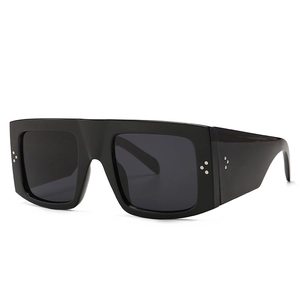 Vintage Oversized Square Sunglasses Women UV400 Protection Triple Rivet Fashion Eyewear PC Material