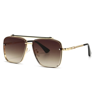 Square Frame Sunglasses UV400 Protection Metal Plastic Frame Double Bridge Navigator Style Retro Fashion For Men Women