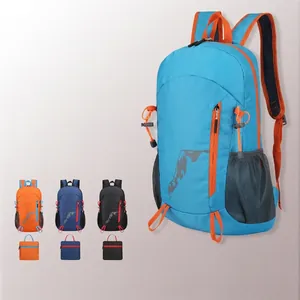 Mochila deportiva plegable de gran capacidad fabricada en nailon resistente a desgarros