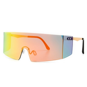 Fashion oversized wrap-around sunglasses with gradient colorful mirrored lenses and metal temples