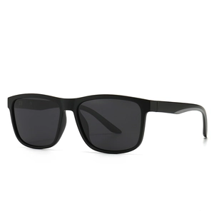 Klassische mattschwarze polarisierte Herren-Sonnenbrille mit eckigen dunkelgrauen Gläsern