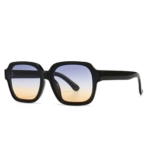 Oversized Square Sunglasses PC Frame PC Lens UV400 Protection Retro Fashion Eyewear For Women Men