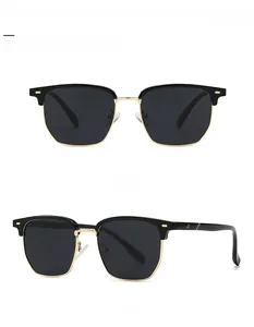 Vue de face et de profil à 45 degrés de lunettes de soleil à demi-monture dorée chic