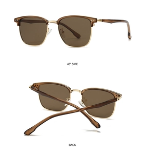 Vue détaillée de lunettes de soleil Clubmaster marron avec monture dorée sous un angle de 45°