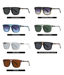 Détail de lunettes pilote avec double pont montrant sept variantes de couleurs