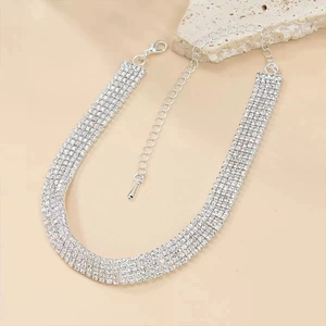 Collana tennis multistrato in argento con catene di strass e chiusura a moschettone