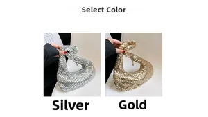 Vue détaillée des sacs de soirée à paillettes argent et or avec poignées nouées